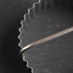 Vykrajovátko vlnkované kolečko 10 cm s držadlem