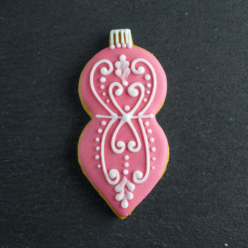 Vykrajovátko dvojbaňka na stromek